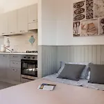 Laura Prázdninový dům *